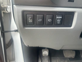 Toyota Sequoia 5.7HEMI 7+ 1, снимка 12