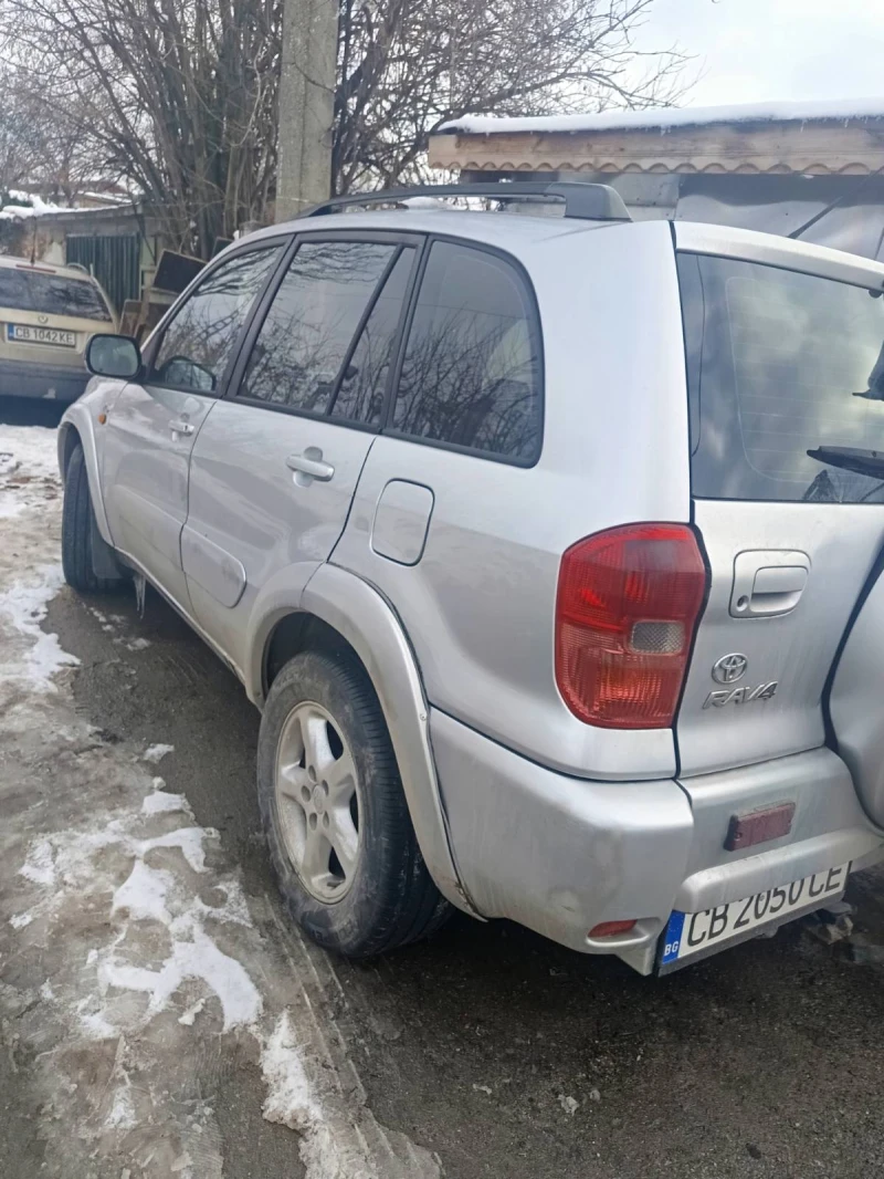 Toyota Rav4 2.0, снимка 6 - Автомобили и джипове - 48742097