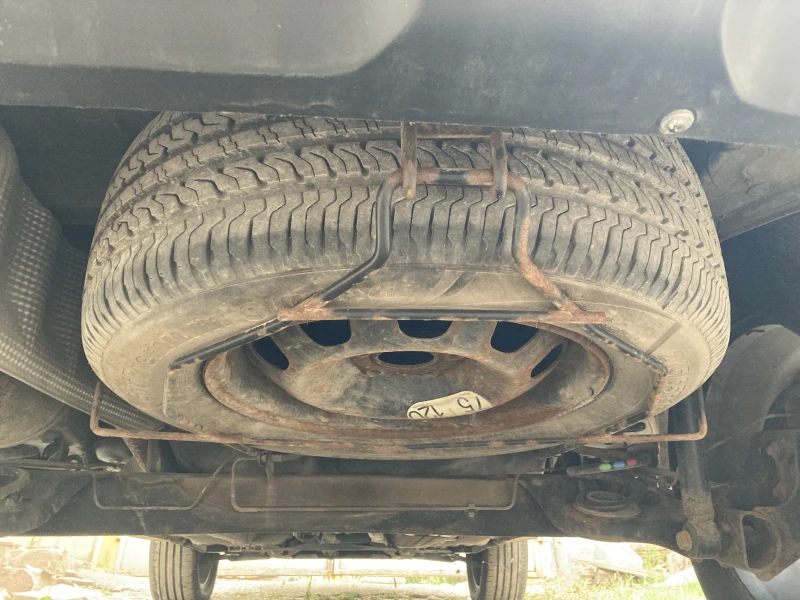 Dacia Duster 1.5DCI Prestige, снимка 8 - Автомобили и джипове - 51589290