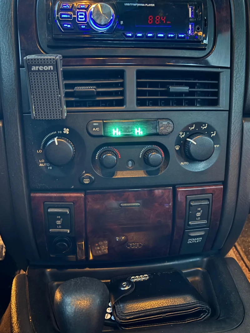 Jeep Grand cherokee 3.1, снимка 12 - Автомобили и джипове - 52437293