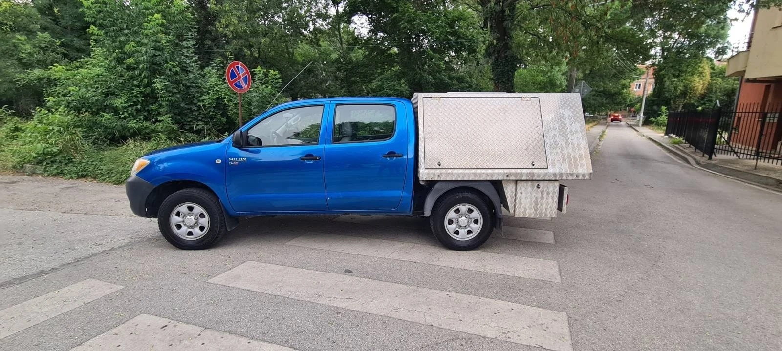 Toyota Hilux 2.5 D-4D  - изображение 5