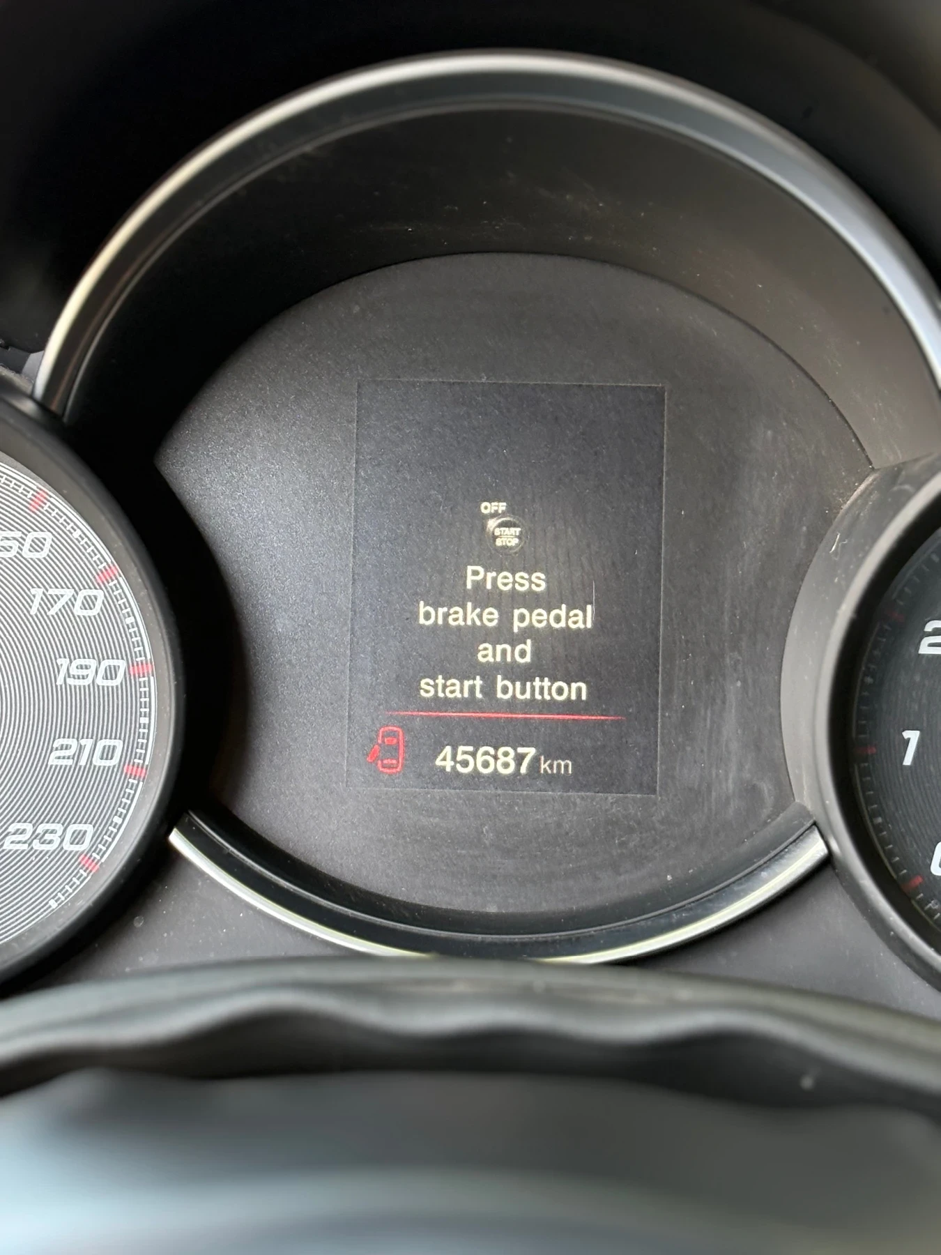Fiat 500X SPORT DCT   ВСИЧКИ ЕКСТРИ, РЕАЛНИ КМ - изображение 9