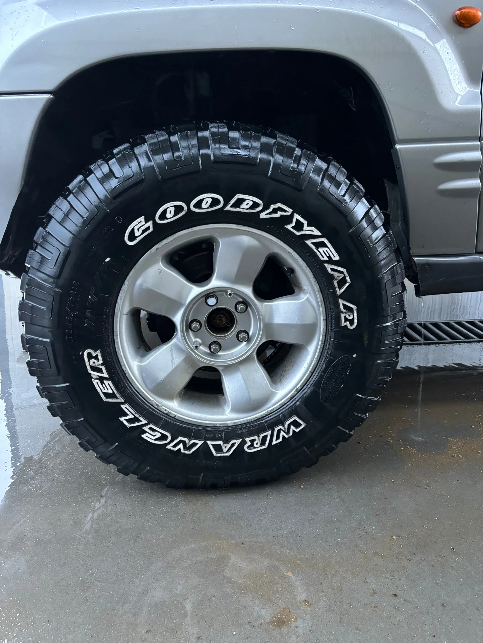 Jeep Grand cherokee 3.1 - изображение 8