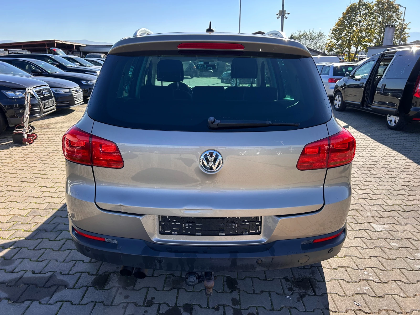 VW Tiguan 2.0TSI 4MOTION AVTOMAT/NAVI EURO 5 | Mobile.bg   7