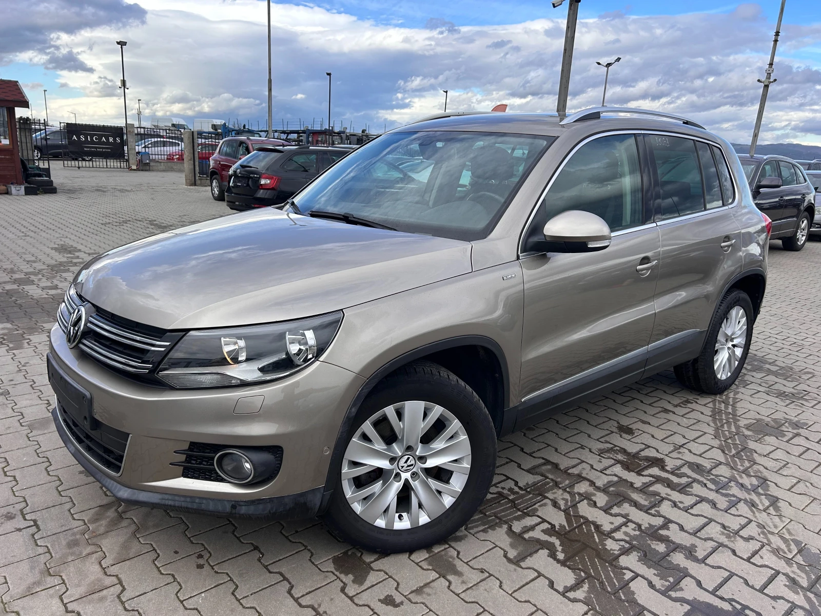 VW Tiguan 2.0TSI 4MOTION AVTOMAT/NAVI EURO 5 | Mobile.bg � ����������� 1