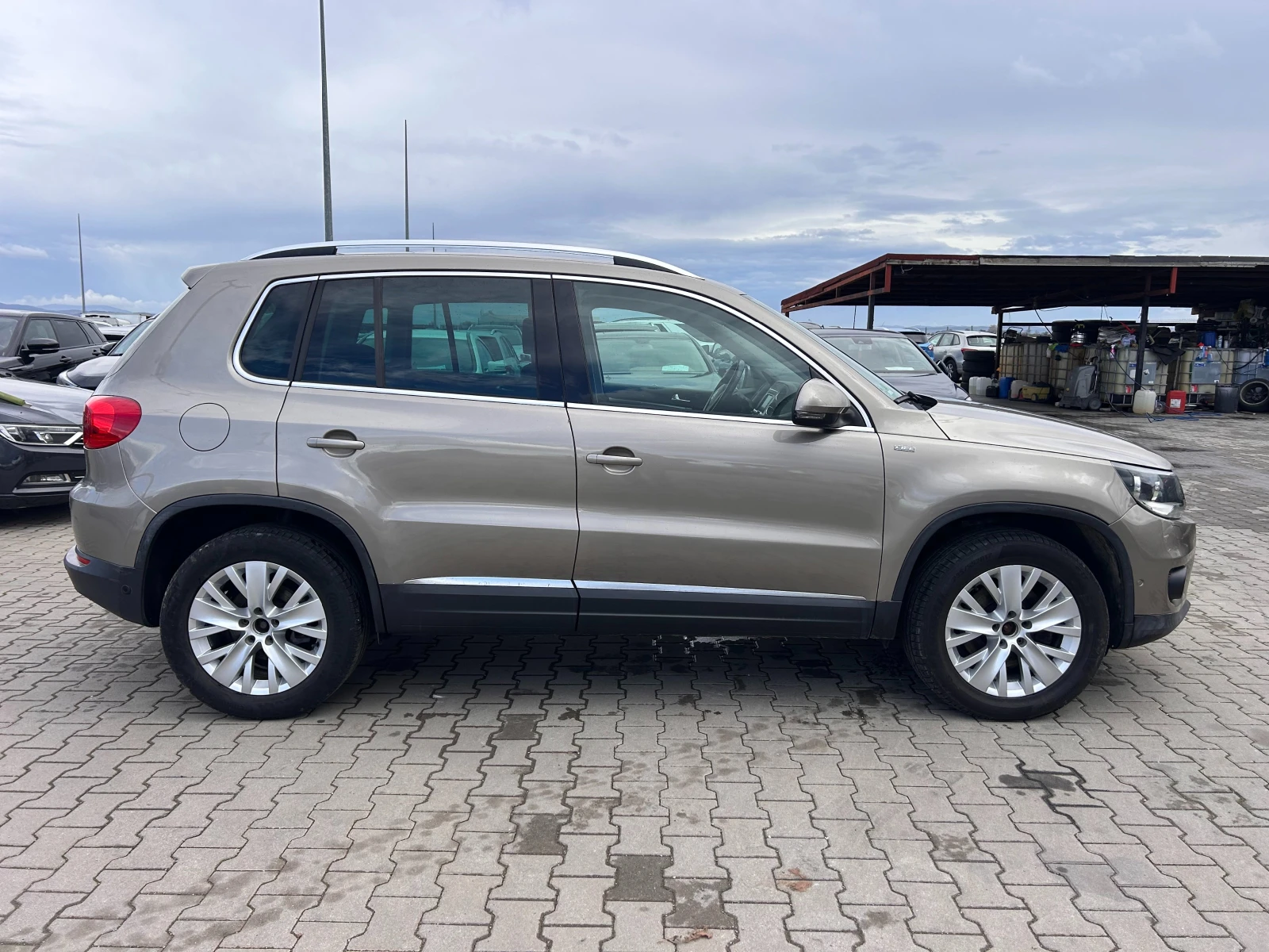VW Tiguan 2.0TSI 4MOTION AVTOMAT/NAVI EURO 5 | Mobile.bg � ����������� 5