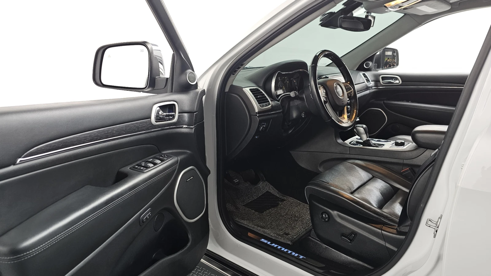 Jeep Grand cherokee 3.6 SUMMIT WK2 autogeorge.com - изображение 9