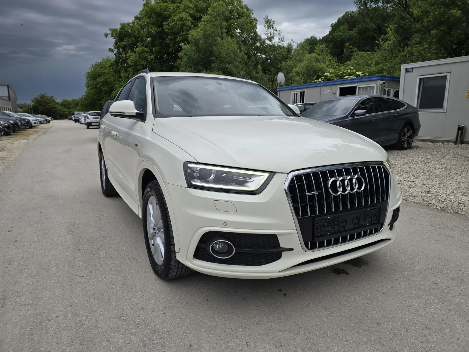 Audi Q3 2.0TDI 177к.с Quattro S-line 