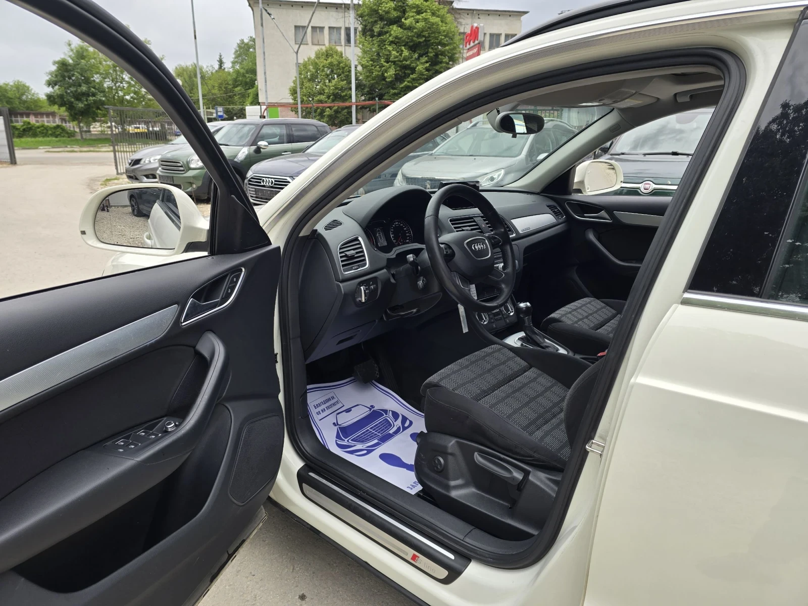 Audi Q3 2.0TDI 177к.с Quattro S-line , снимка 10 - Автомобили и джипове - 54574290