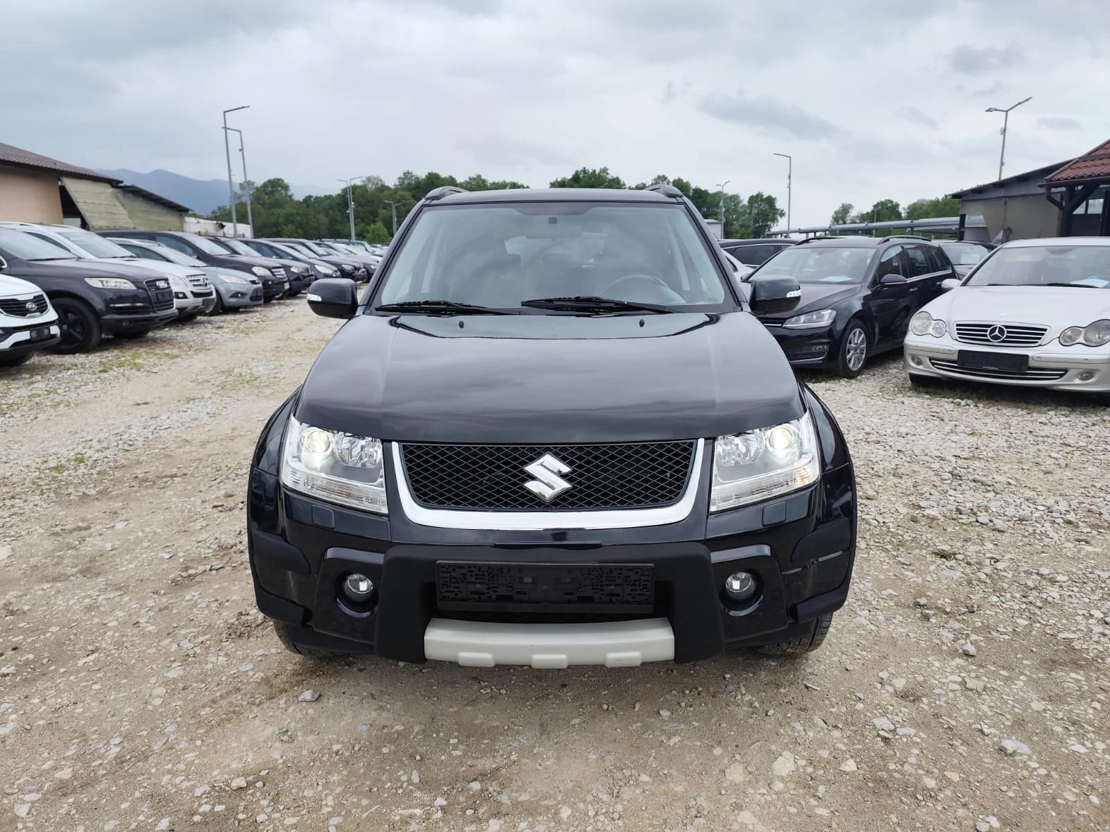 Suzuki Grand vitara 1.9 дизел 4х4, снимка 2 - Автомобили и джипове - 54666974