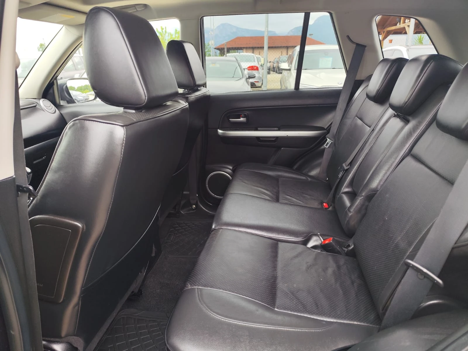Suzuki Grand vitara 1.9 дизел 4х4, снимка 13 - Автомобили и джипове - 54666974