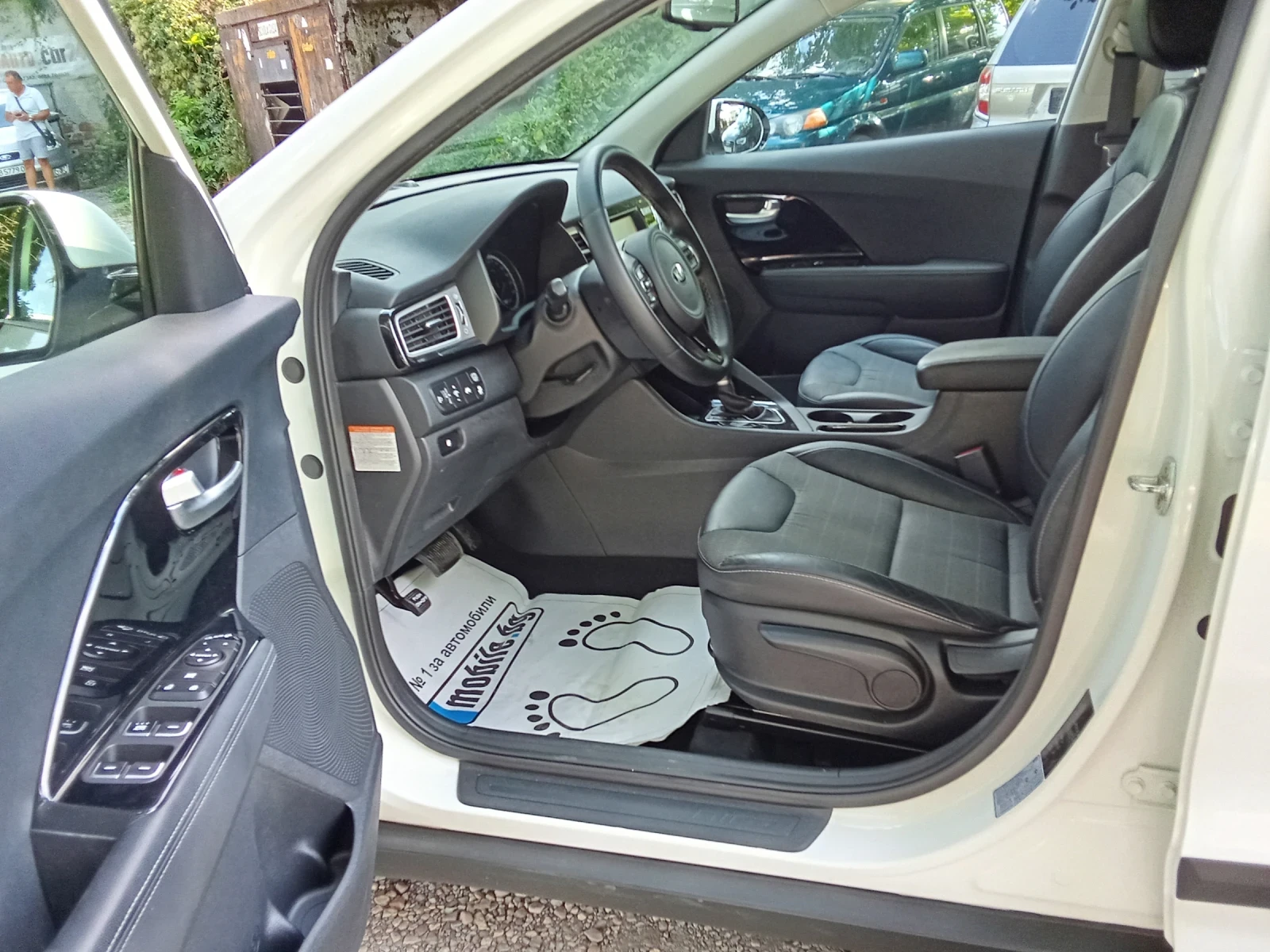 Kia Niro 1.6 Eco Hybrid-Android Auto/Apple CarPlay, снимка 10 - Автомобили и джипове - 55577137