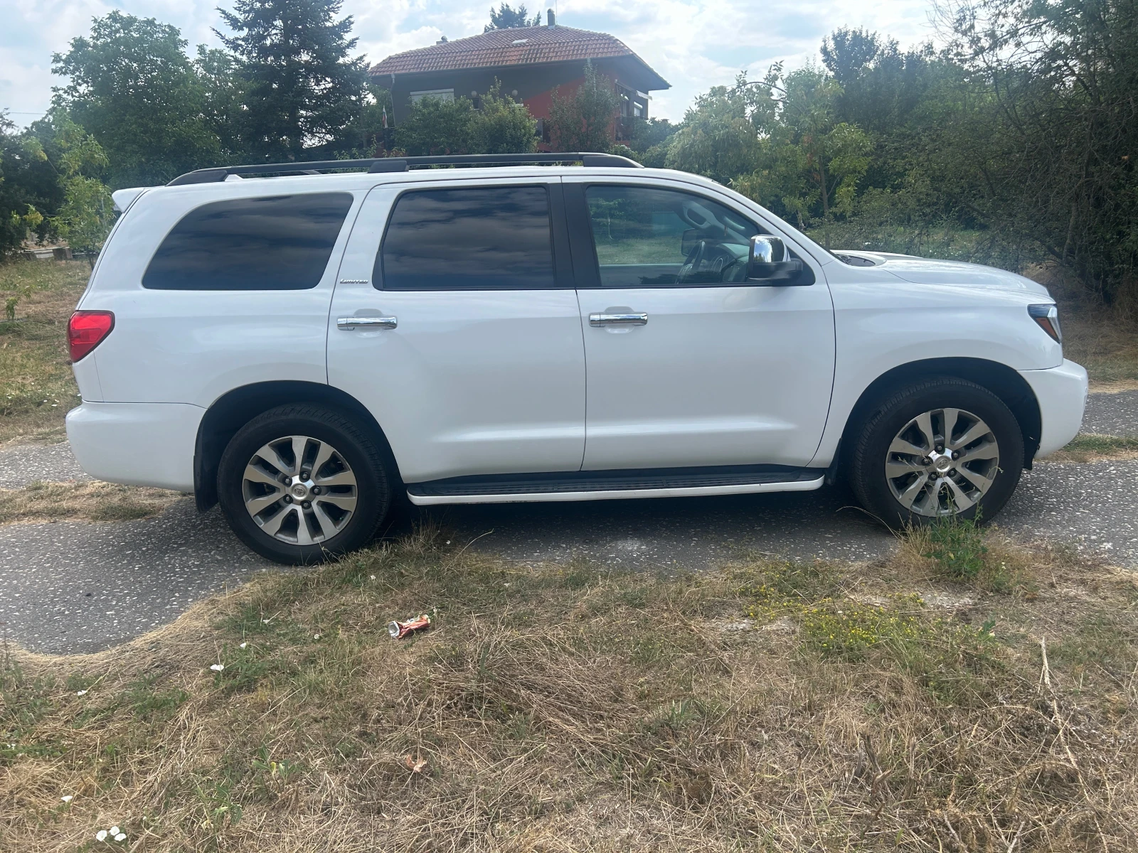 Toyota Sequoia 5.7HEMI 7+ 1, снимка 5 - Автомобили и джипове - 55652020