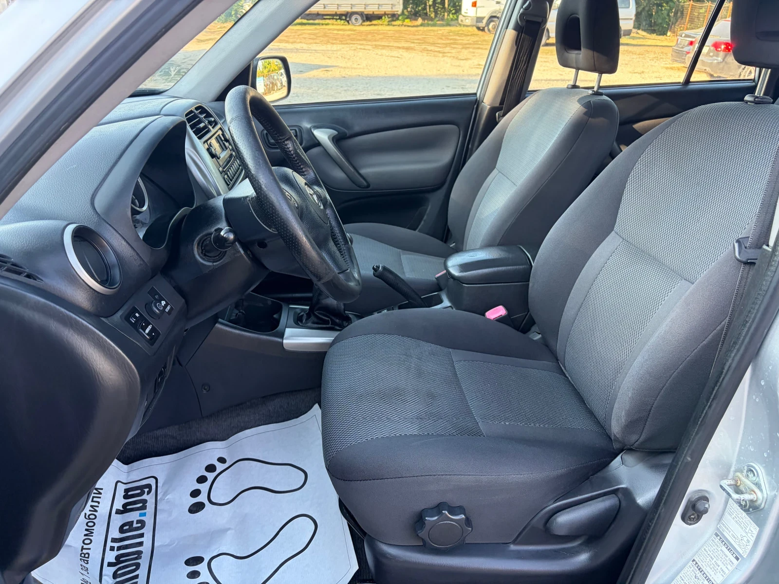 Toyota Rav4 Feisa, снимка 13 - Автомобили и джипове - 55729630
