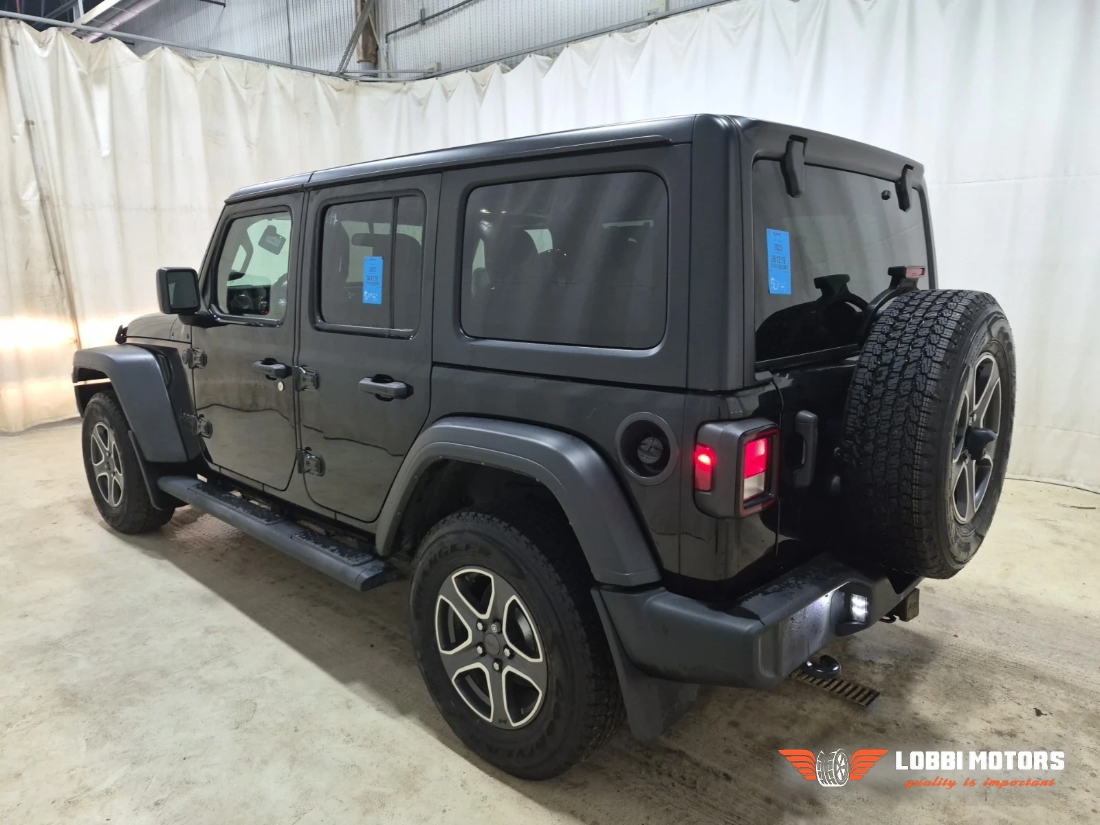 Jeep Wrangler, снимка 4 - Автомобили и джипове - 55955729