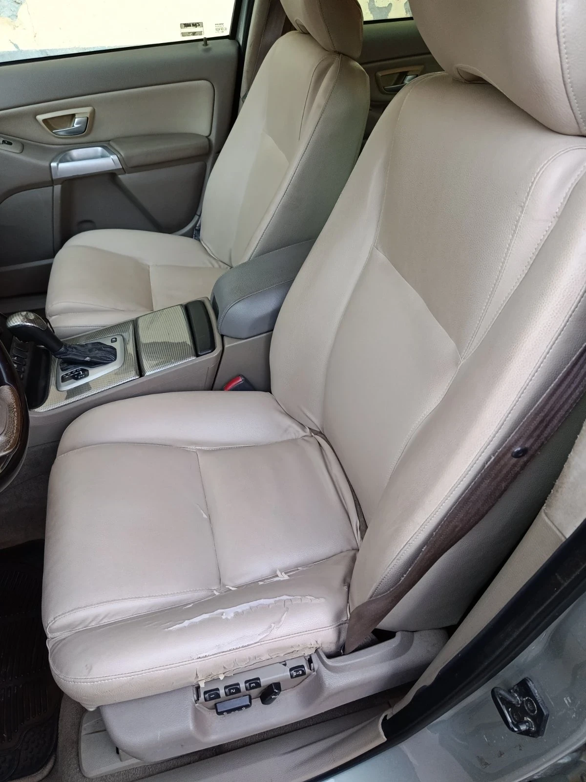 Volvo Xc90, снимка 6 - Автомобили и джипове - 56053883