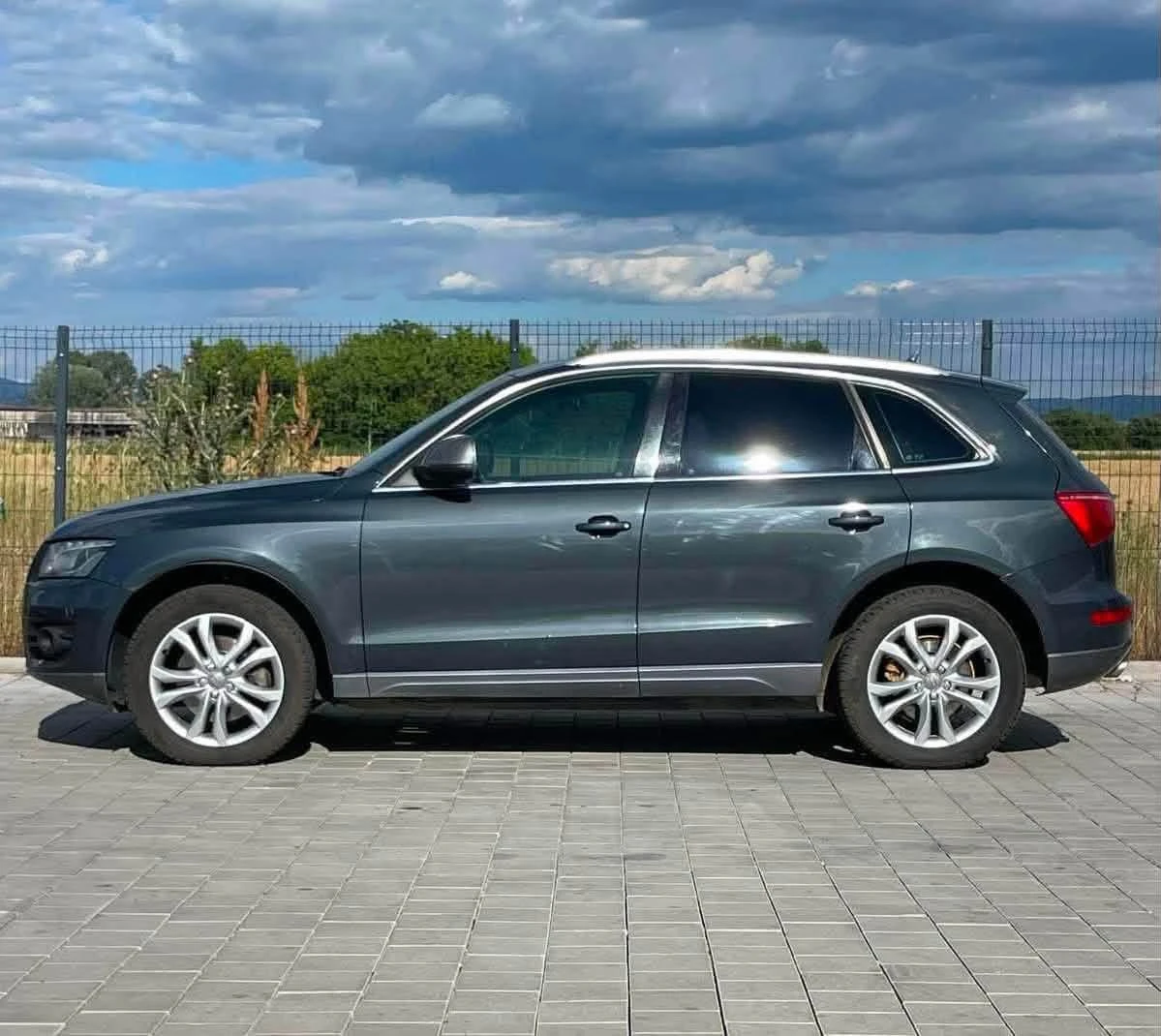 Audi Q5, снимка 13 - Автомобили и джипове - 56143059