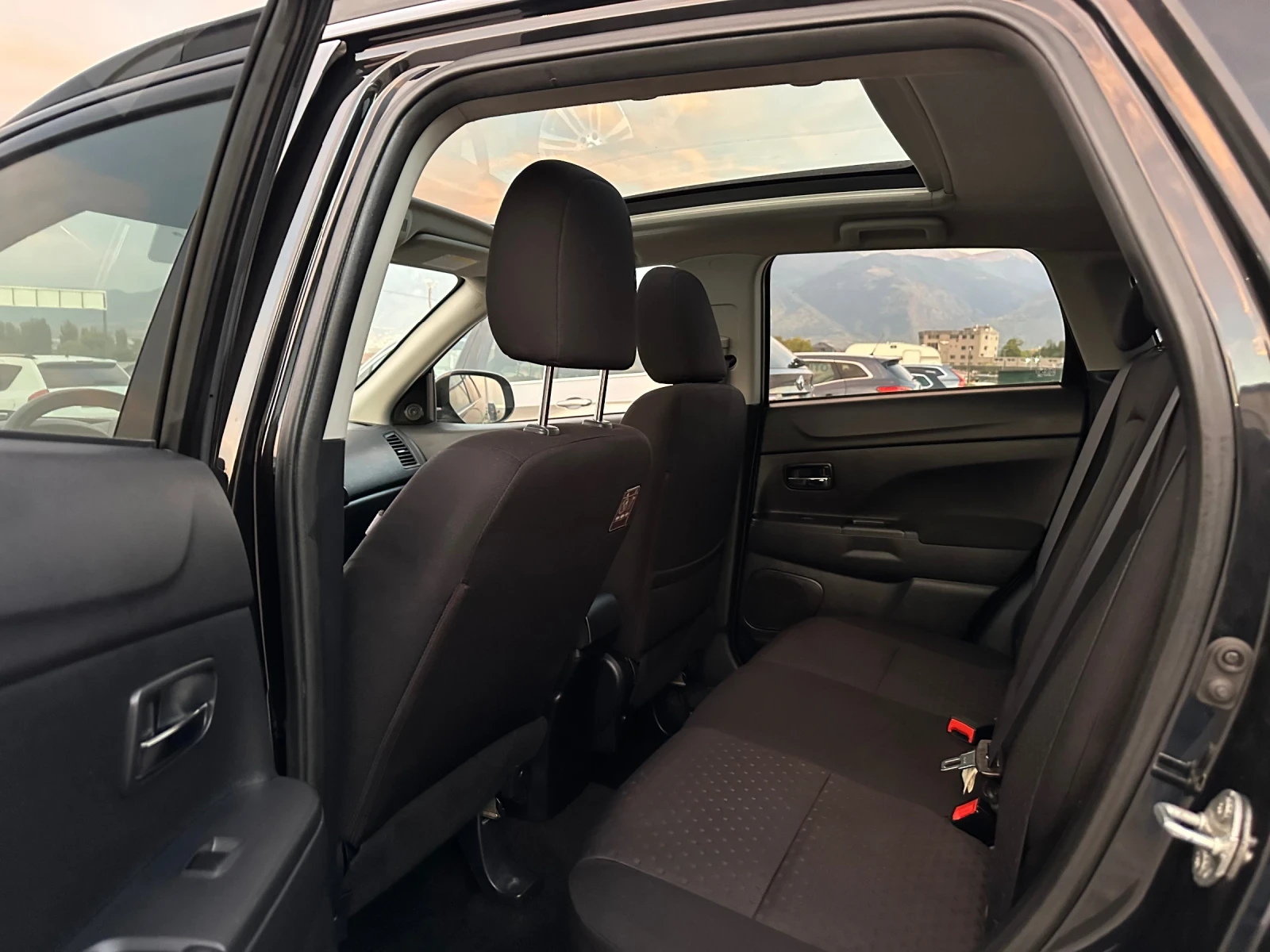 Mitsubishi ASX 1.8D-4x4-��������-����������� | Mobile.bg � ����������� 14