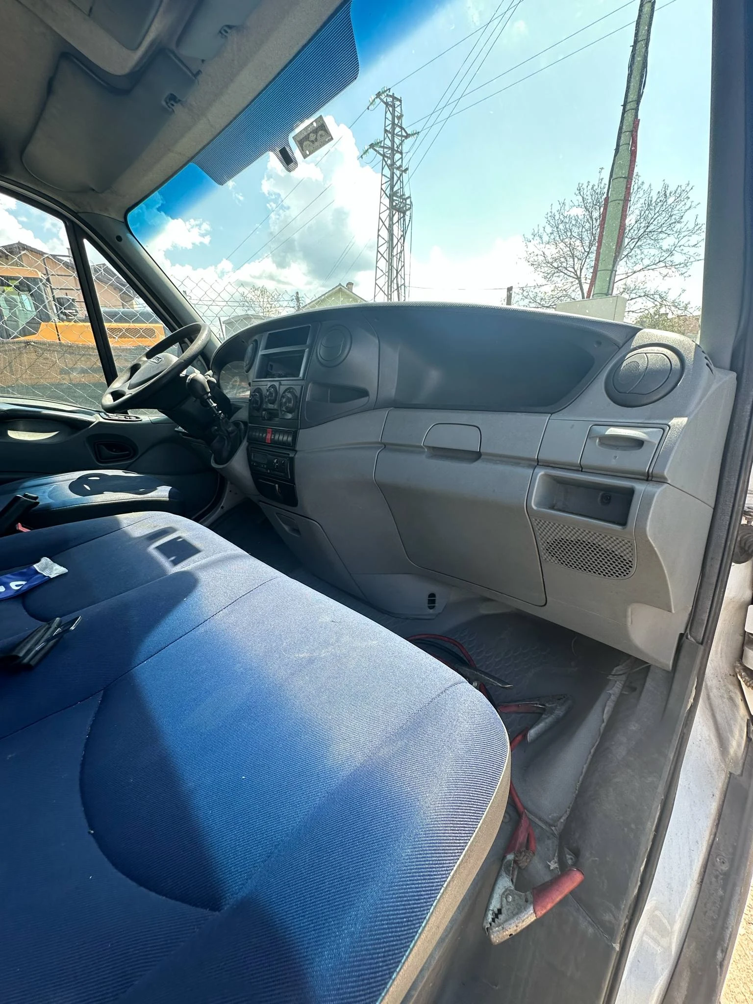 Iveco Daily 45 с 15 Автомагазин за части - изображение 3