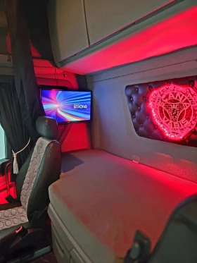 Scania R 450, снимка 17