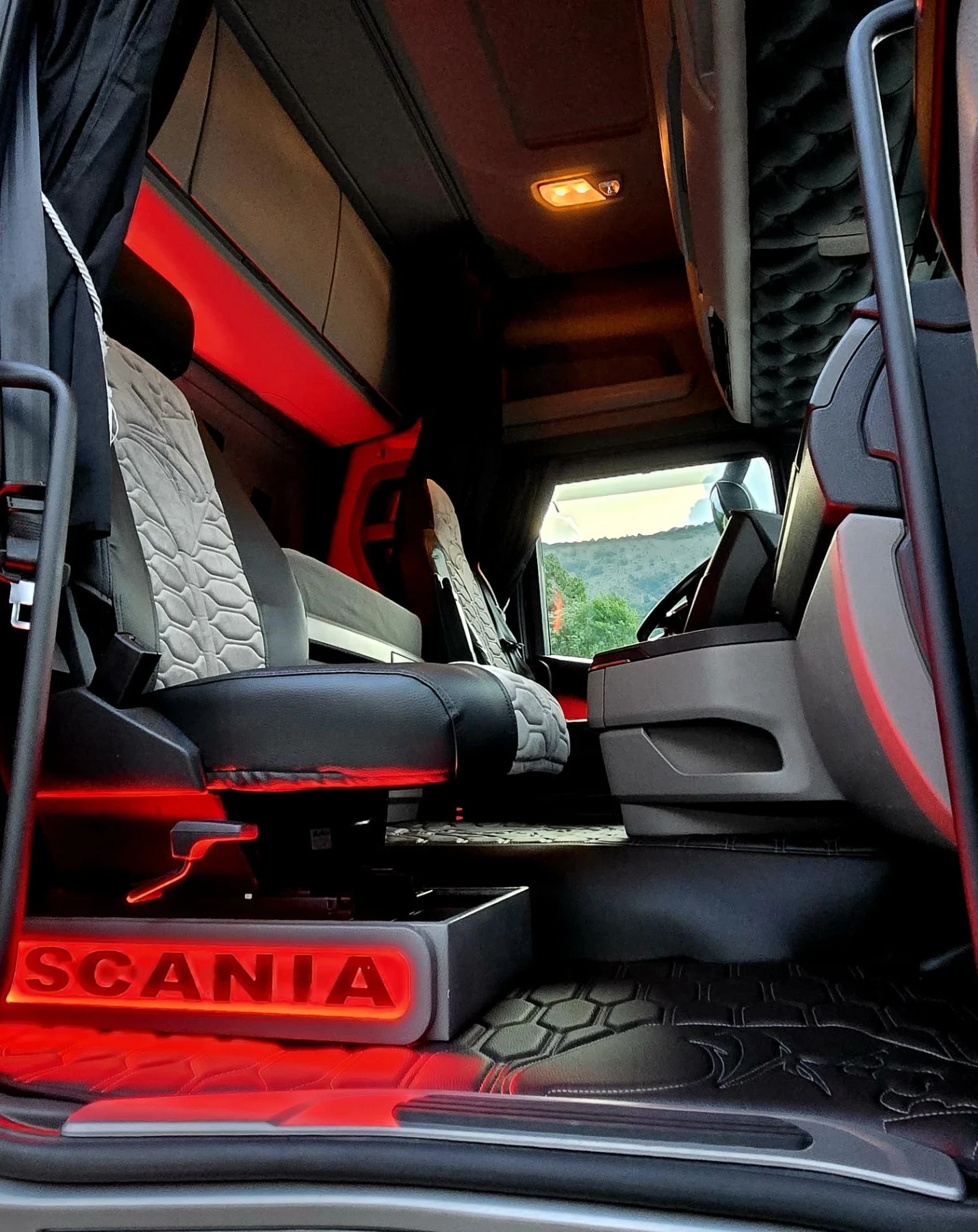 Scania R 450, снимка 7 - Камиони - 55599264