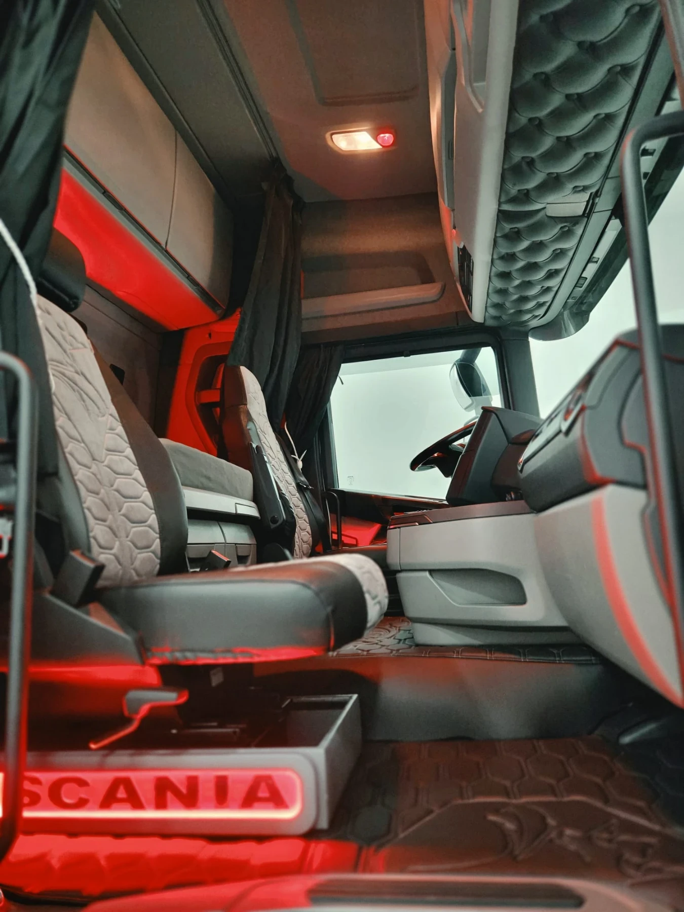 Scania R 450, снимка 9 - Камиони - 55599264