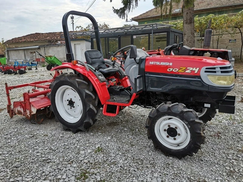 Трактор Kubota B1600 16к.с. 4WD ДЖЕЙ ТРЕЙДИНГ, снимка 14 - Селскостопанска техника - 43310844