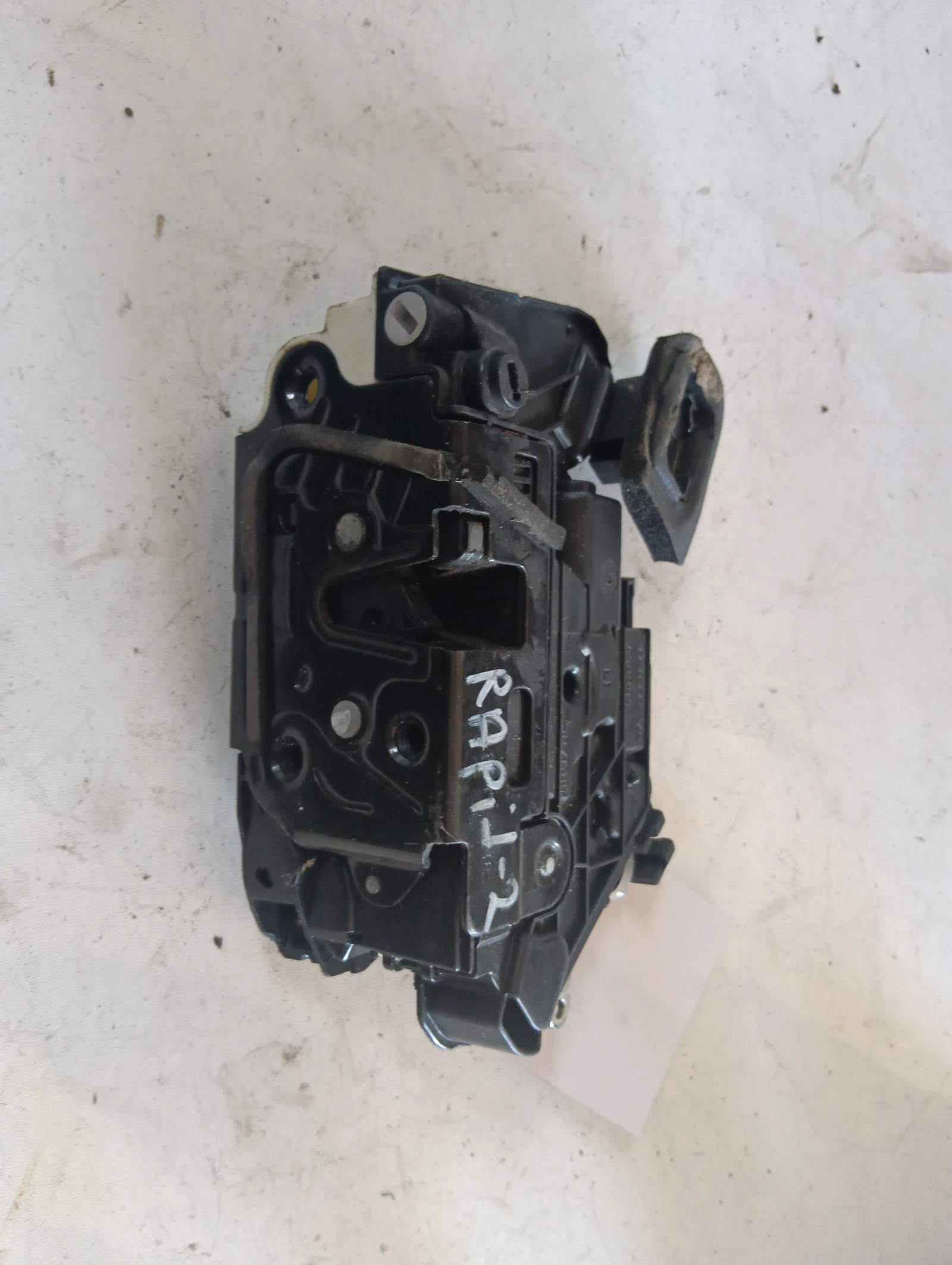 ����� (����� ����) 5E0839015 Skoda Rapid | Mobile.bg � ����������� 1