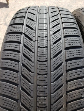 Гуми Зимни 235/45R20, снимка 1