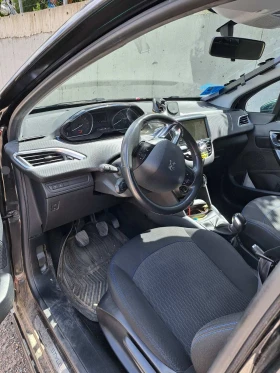 Peugeot 208 sedan, снимка 7