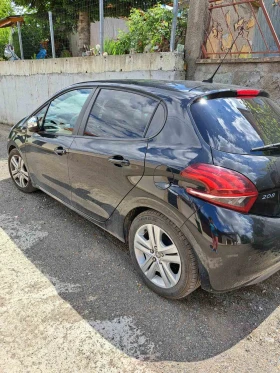 Peugeot 208 sedan, снимка 9