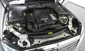 Mercedes-Benz E 300, снимка 6