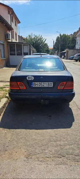 ����� �� �������� �� Mercedes-Benz E 250
