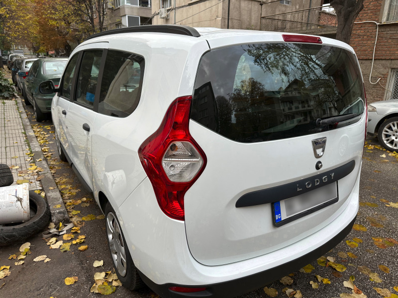 Dacia Lodgy 1.6, 6+1 места, снимка 5 - Автомобили и джипове - 45116277