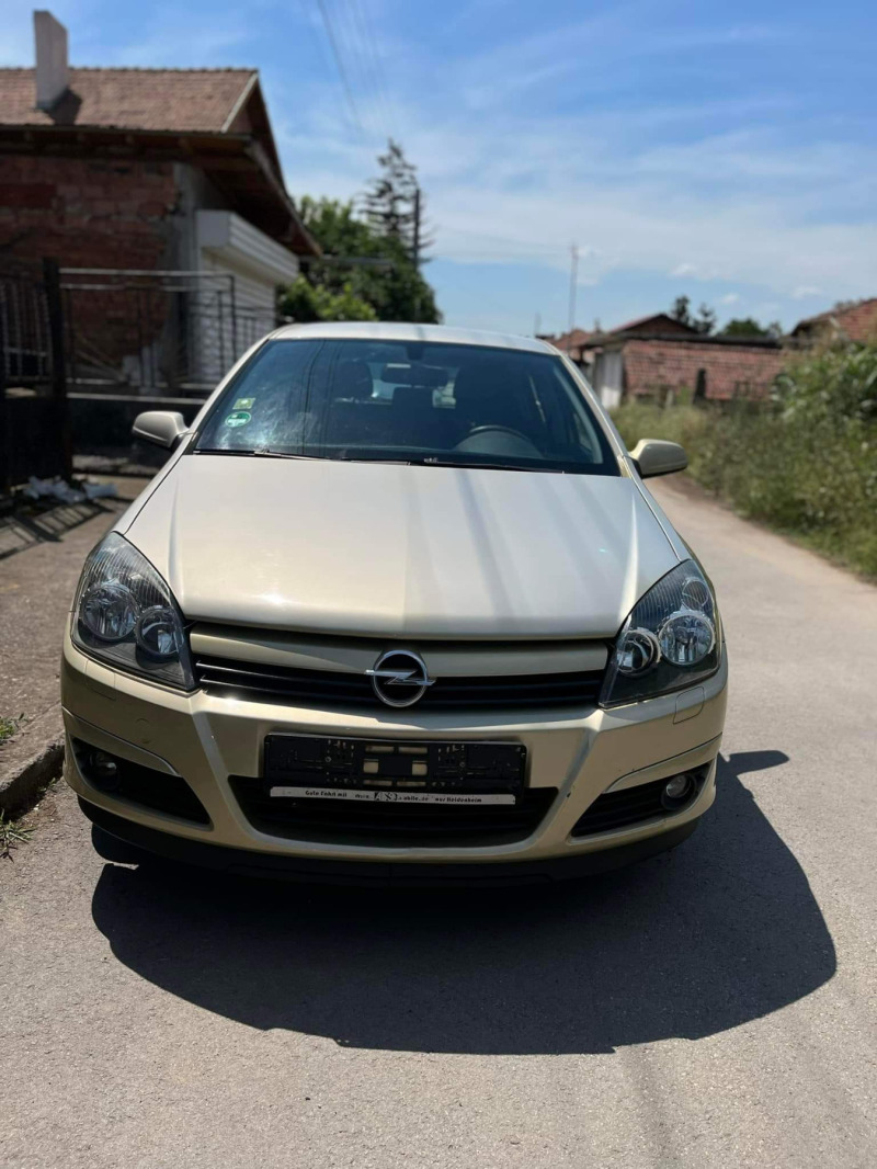 Opel Astra, снимка 1 - Автомобили и джипове - 46446638