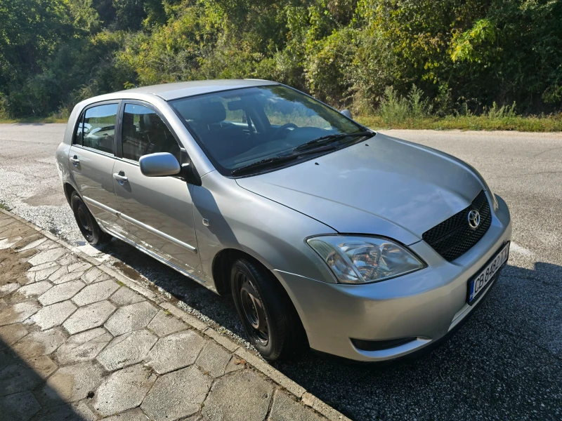 Toyota Corolla 1.4 Газ/Бензин, снимка 3 - Автомобили и джипове - 47330314