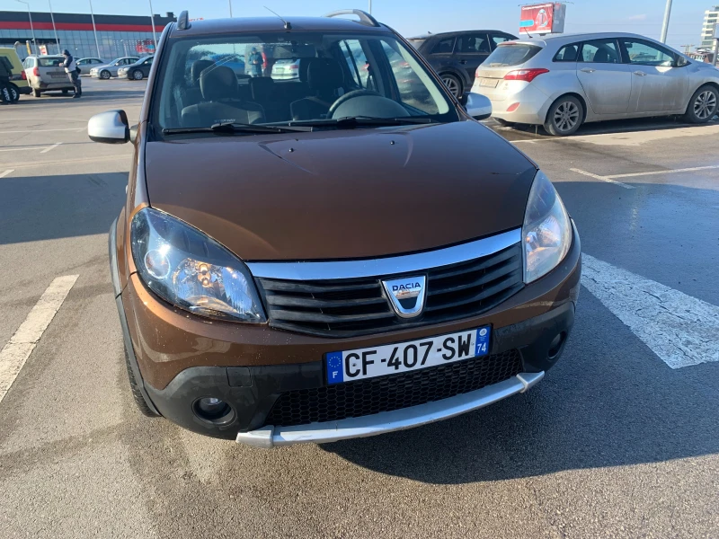 Dacia Sandero Stepway, снимка 1 - Автомобили и джипове - 49212292