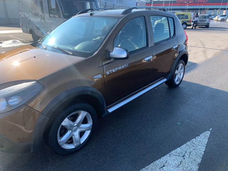 Dacia Sandero Stepway, снимка 2 - Автомобили и джипове - 49212292