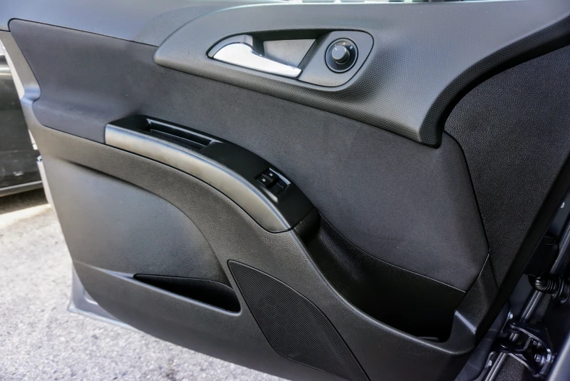 Opel Meriva 1.4 GPL TECH ELECTIVE, снимка 5 - Автомобили и джипове - 49375712