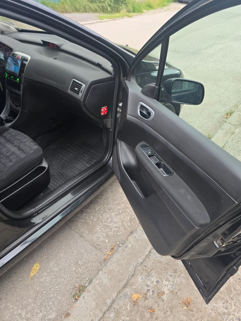 Peugeot 307, снимка 8 - Автомобили и джипове - 52034452
