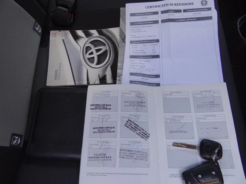 Toyota Yaris 1.4 d4d-90k.c. /Facelift/Камера/Климатик/Euro-6в/, снимка 14 - Автомобили и джипове - 50963867