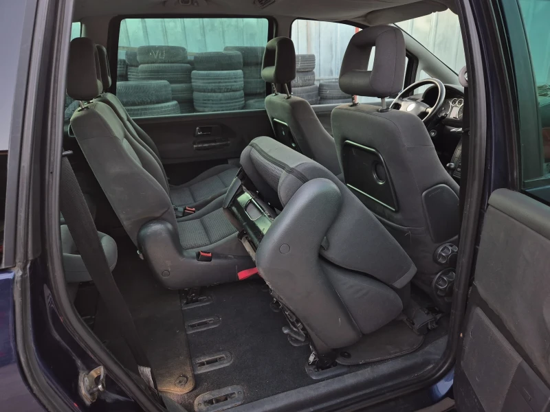 VW Sharan 1.9TDI-131k.7местен. Фейсов., снимка 9 - Автомобили и джипове - 51936100