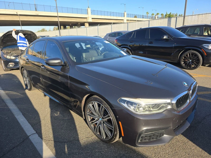 BMW 540 M* SPORT* ДИГИТАЛНО* ТАБЛО* ПОДГРЕВ* КАМЕРА* КЕЙЛЕ, снимка 3 - Автомобили и джипове - 52699671