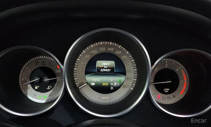 Mercedes-Benz CLS 250, снимка 8 - Автомобили и джипове - 53226466