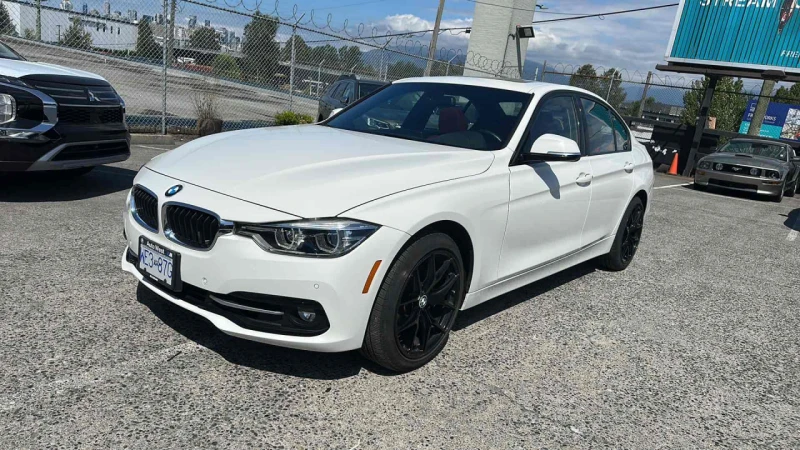 BMW 330 * CARFAX * АВТО КРЕДИТ * ЦЕНА ДО БГ! - 30999 лв. - 25542500 1