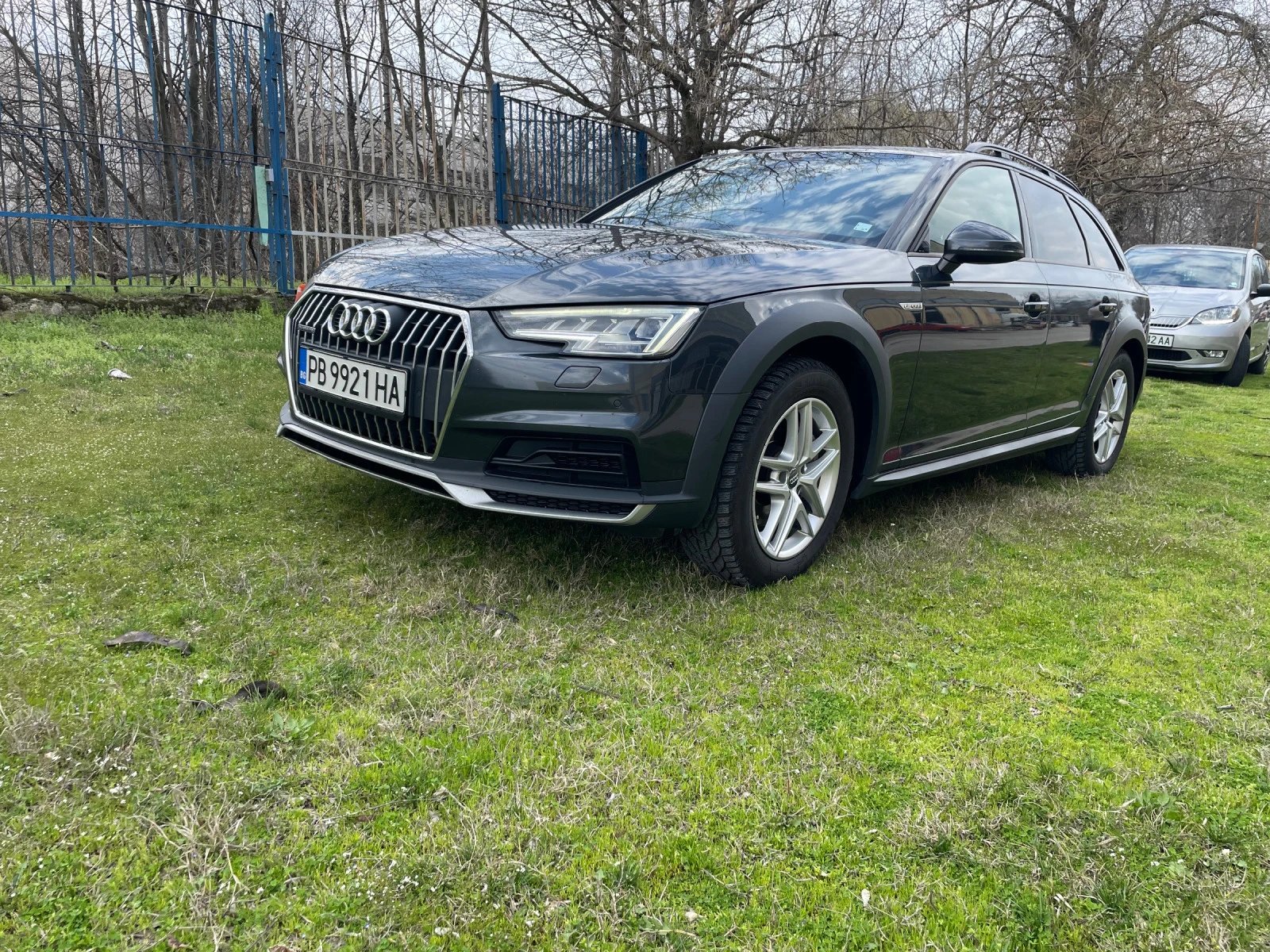 Audi A4 Allroad 3.0 218 hp - изображение 2