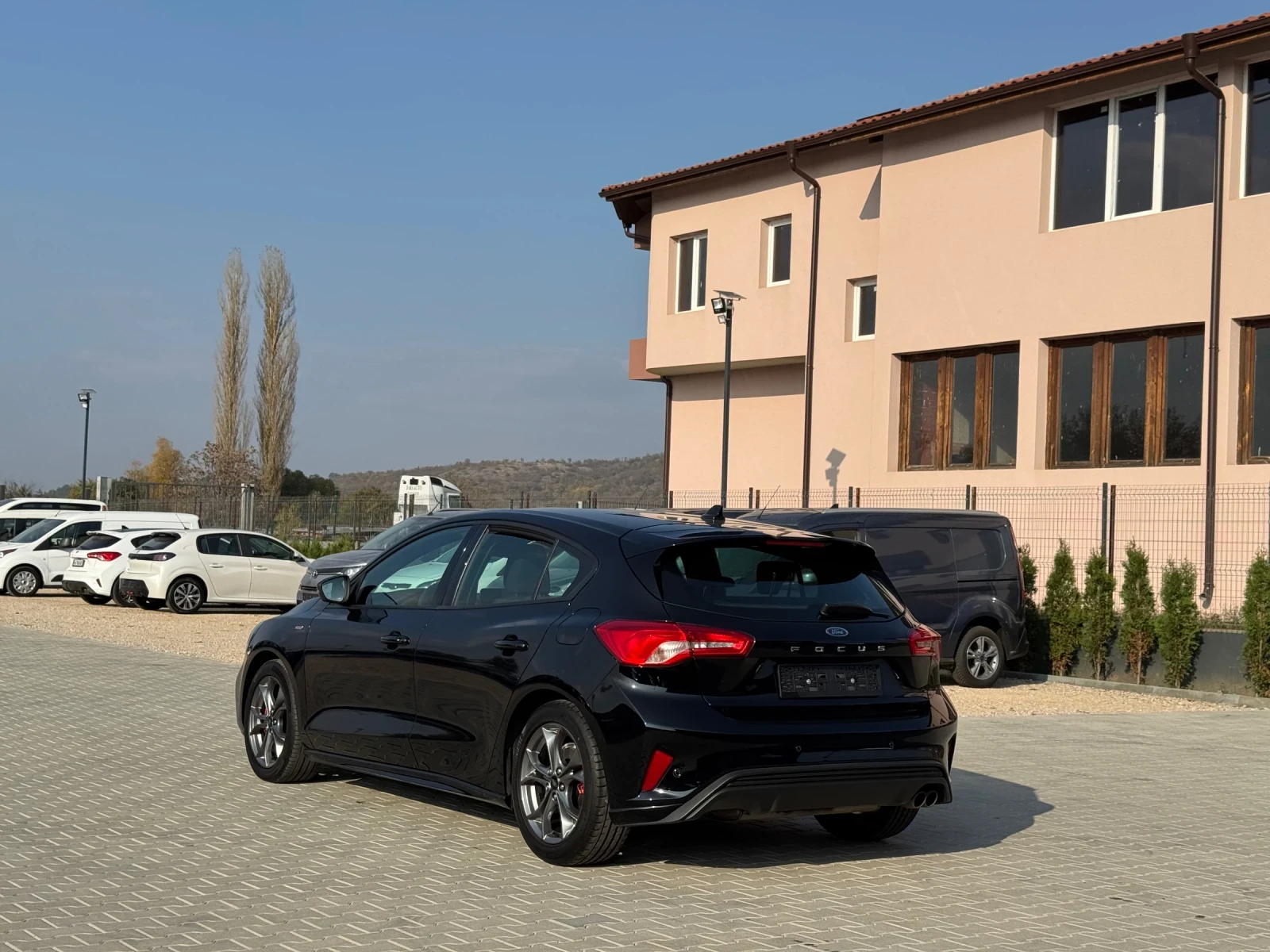 Ford Focus ST-Line 1.0i SERVIZ TOP - изображение 3