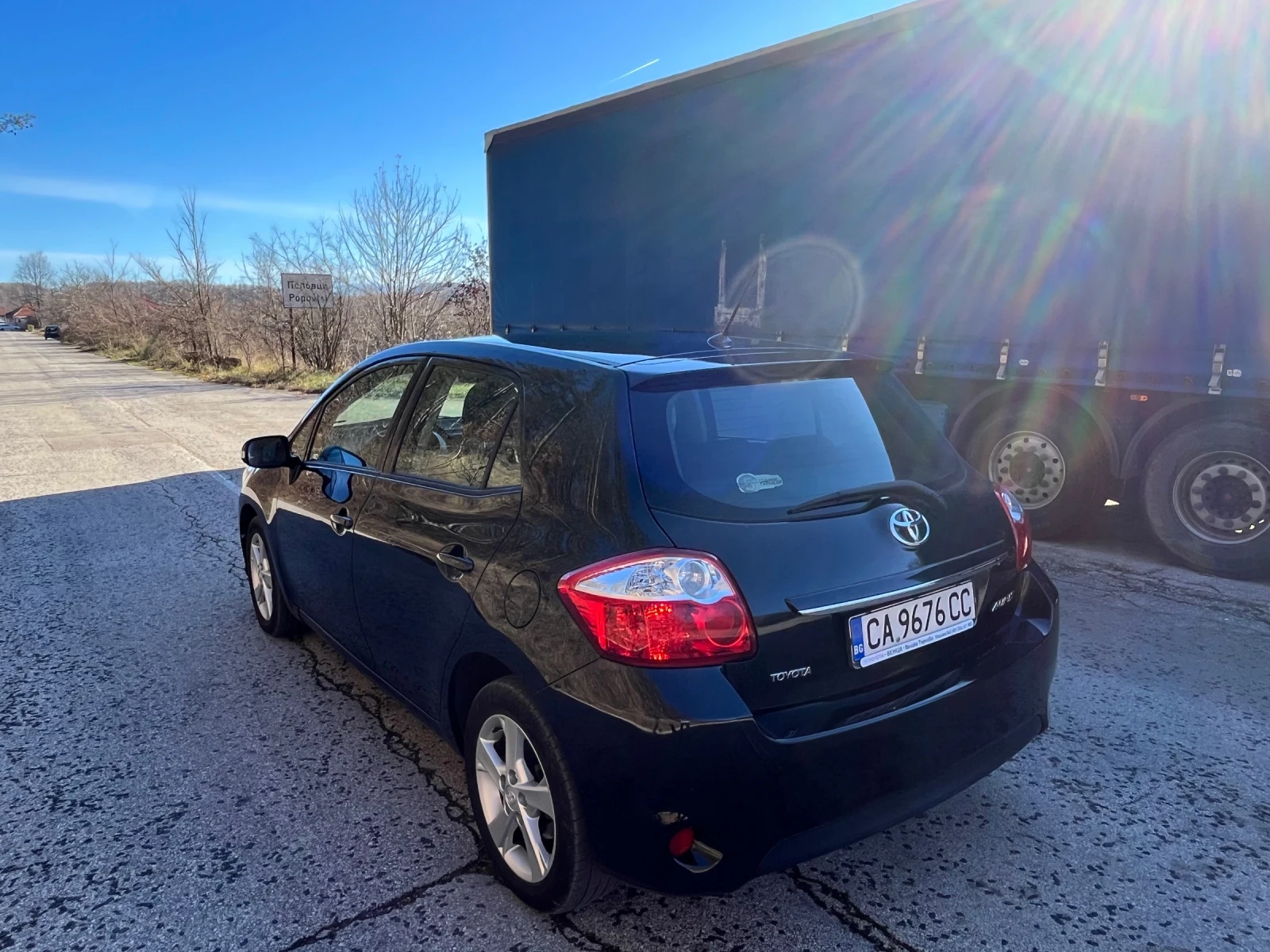 Toyota Auris 1.3i 97hp  - изображение 3