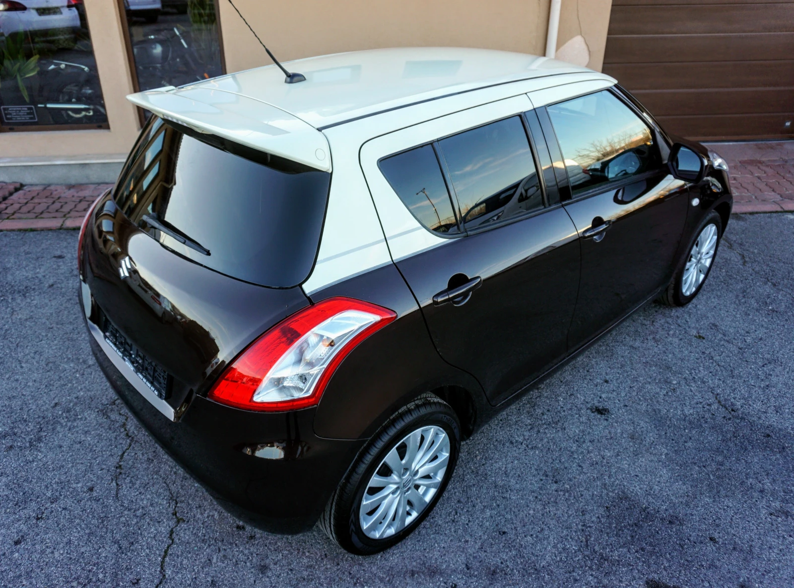 Suzuki Swift 1.2VVT STYLE-S BISON BROWN - изображение 4