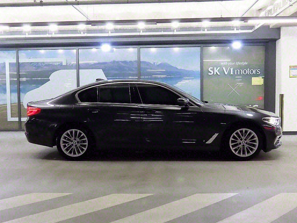 BMW 520 G30 - изображение 3